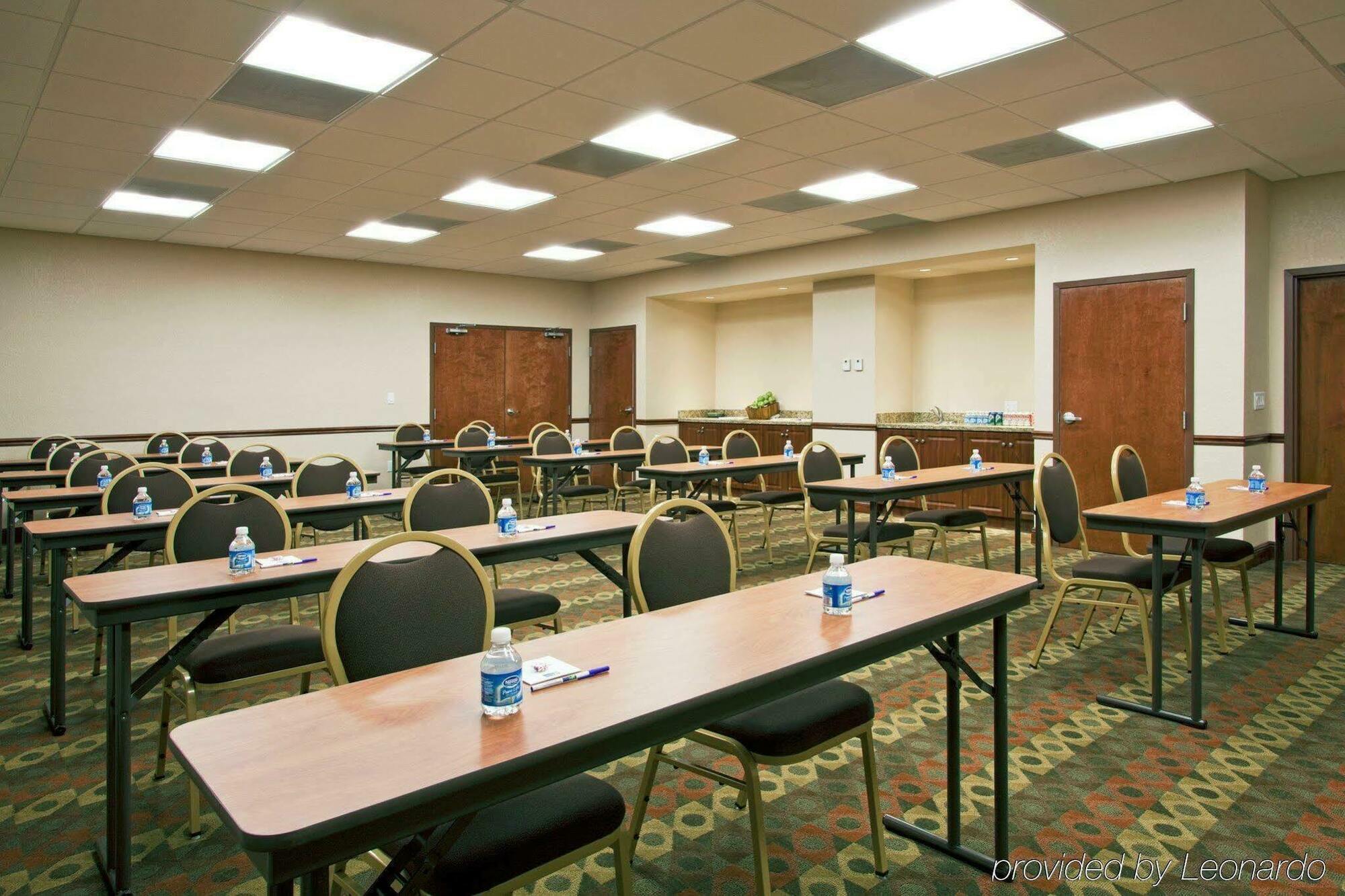 Holiday Inn Express Hotel & Suites Miami - Hialeah By Ihg Экстерьер фото